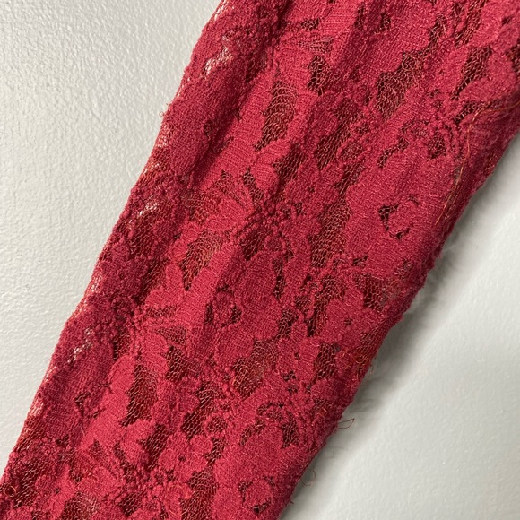 Mesh Red Color Crop top - Picture 4 of 4